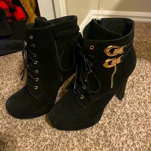 Lace-up Black Heeled Bootie